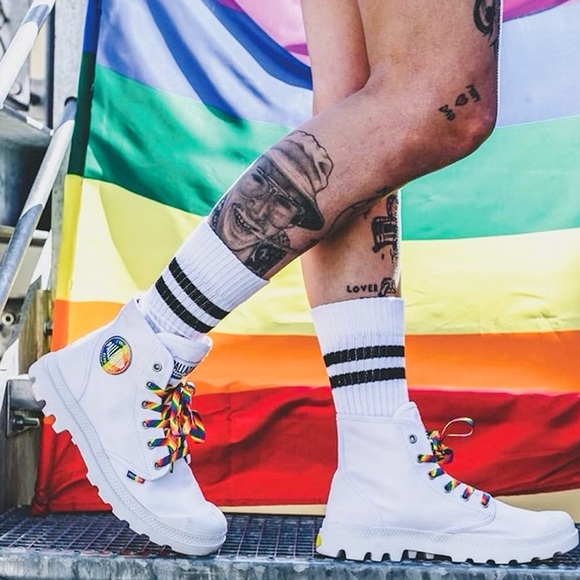 Palladium Rainbow Pride Boots - Picture 1 of 8